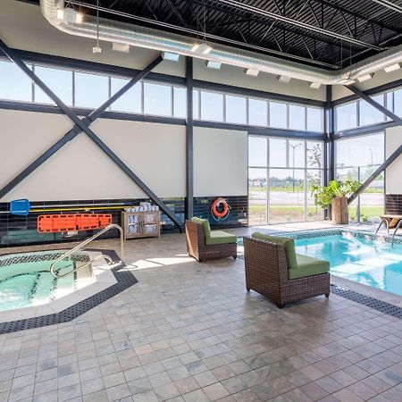 Wingate By Wyndham Kanata West Otawa Exterior foto