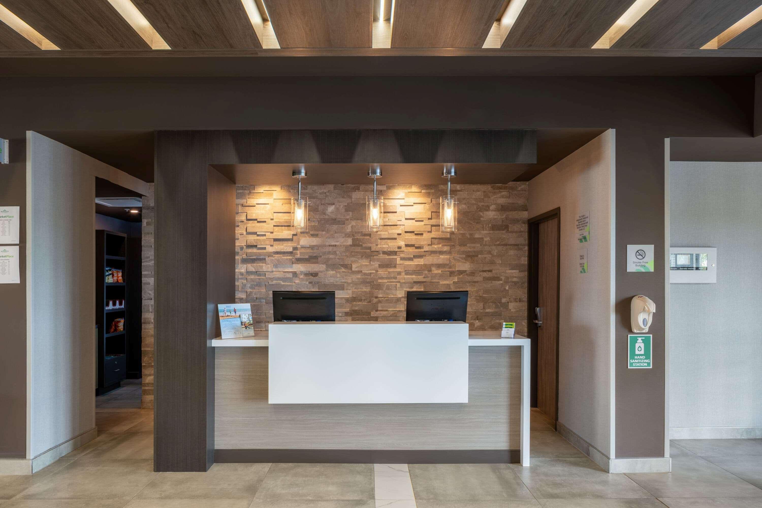 Wingate By Wyndham Kanata West Otawa Exterior foto